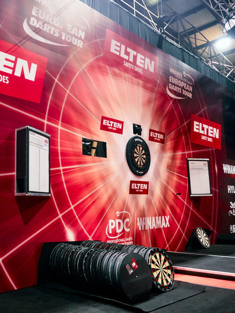 ELTEN Darts PDC Bühne