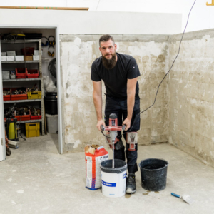 72916-MADDOX BOA® black-grey Low ESD S3S 72916-MADDOX BOA® black-grey Low ESD S3S-Handwerker auf der Baustelle