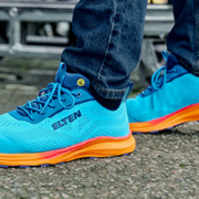 ELTEN Modell TAVIXX XXFE blue-orange Low ESD S1 in Blau mit orangener Sohle